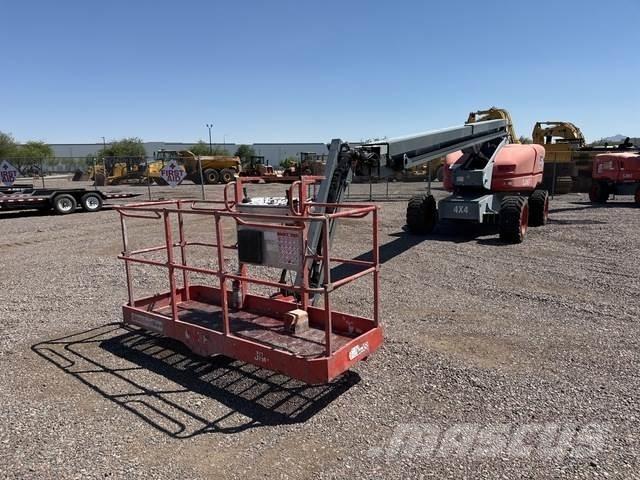 SkyJack SJ86T Piattaforme a braccio telescopico