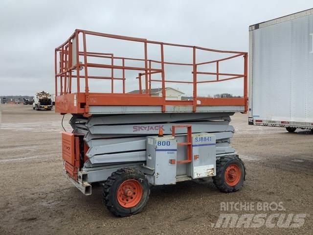 SkyJack SJ8841 Piattaforme a pantografo