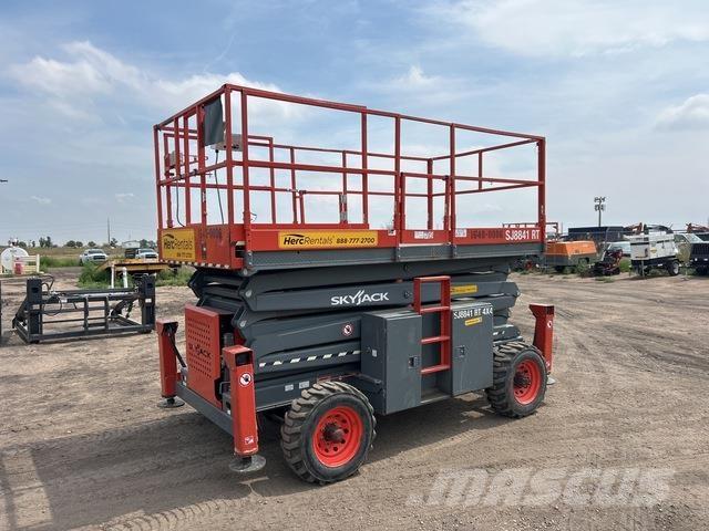 SkyJack SJ8841 Piattaforme a pantografo