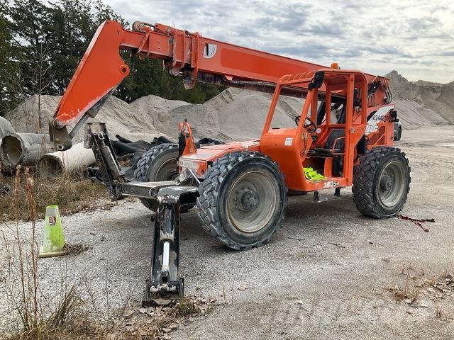 SkyTrak 10054 Sollevatori telescopici