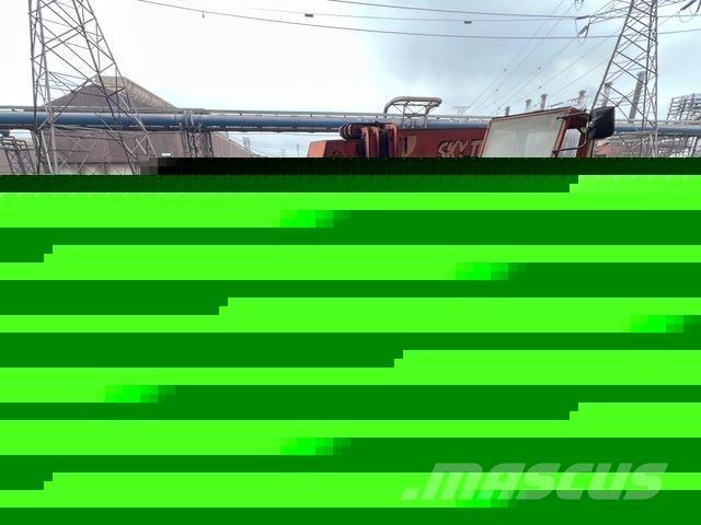 SkyTrak 80422 Sollevatori telescopici