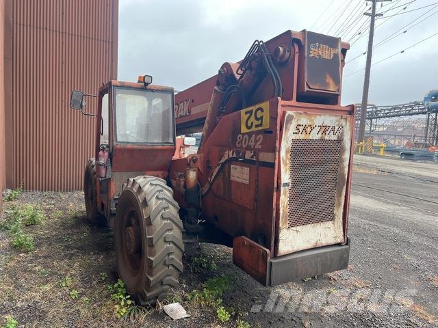 SkyTrak 80422 Sollevatori telescopici