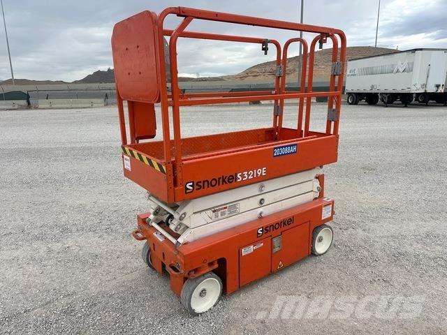Snorkel S3219E Piattaforme a pantografo