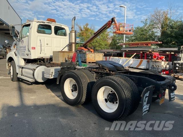 Sterling  Motrici e Trattori Stradali