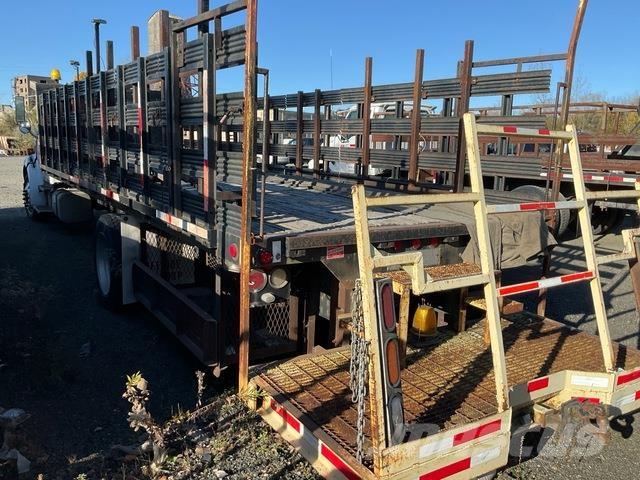 Sterling A6500 Camion con sponde ribaltabili