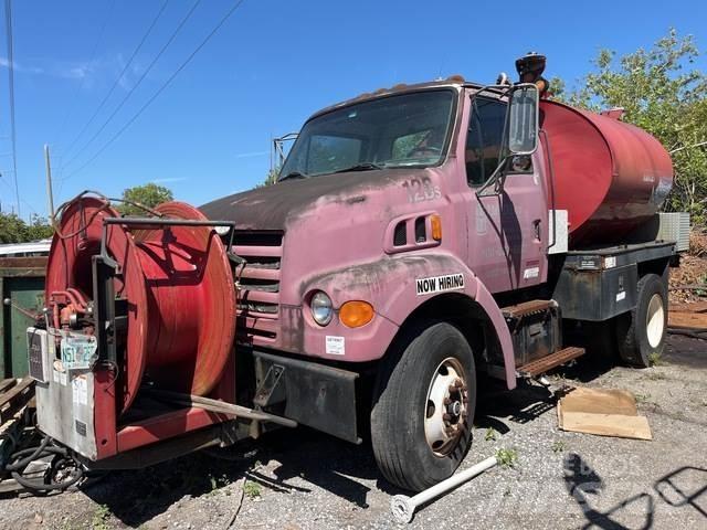 Sterling L7500 Camion autospurgo