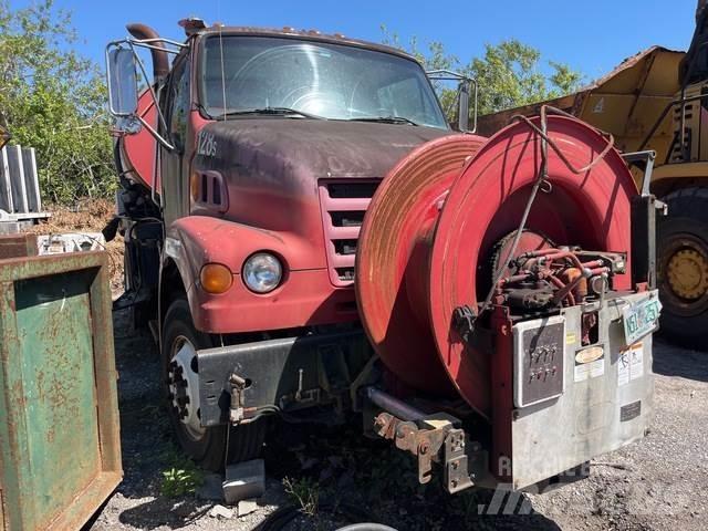 Sterling L7500 Camion autospurgo