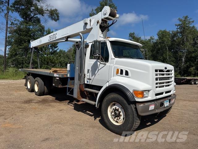 Sterling L7500 Camion altro