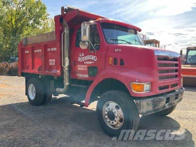 Sterling L7500 Camion ribaltabili