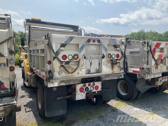 Sterling L8500 Camion ribaltabili