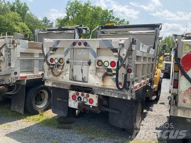 Sterling L8500 Camion ribaltabili