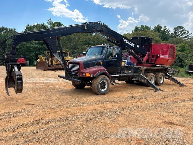 Sterling L8513 Camion trasporto legname