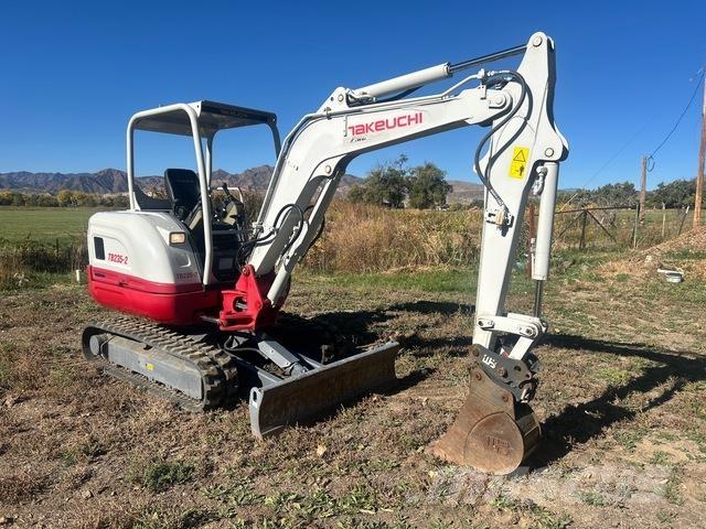 Takeuchi TB235 Escavatori cingolati