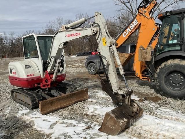 Takeuchi TB240 Escavatori cingolati