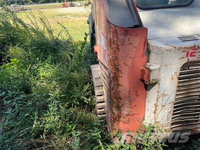 Takeuchi TL130 Mini Pale Gommate