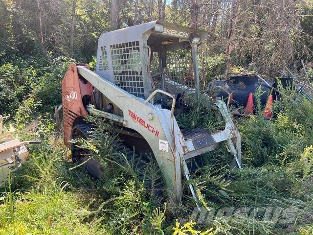 Takeuchi TL130 Mini Pale Gommate