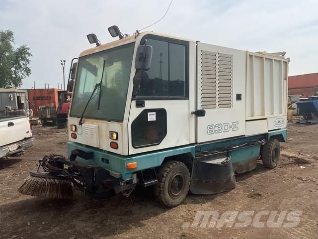 Tennant 803-II Autocarro spazzatrice