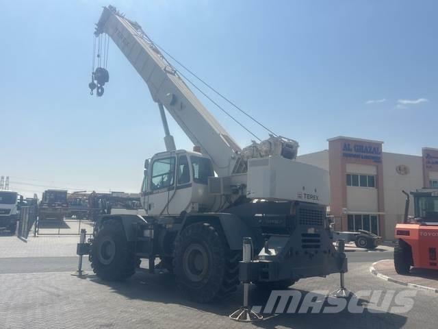 Terex RT555 Gru per terreni difficili