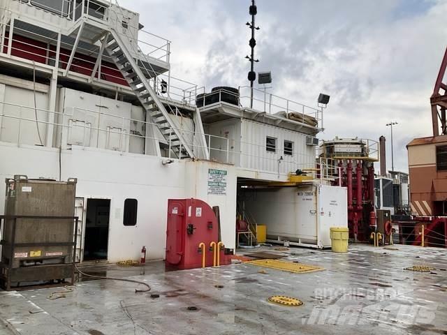  Tidewater Barche da lavoro, chiatte e pontoni