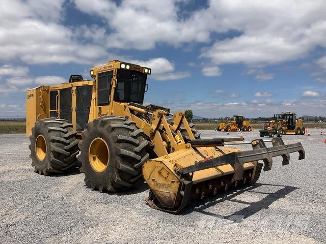 Tigercat 760B Abbattitrici cingolate e macchine forestali