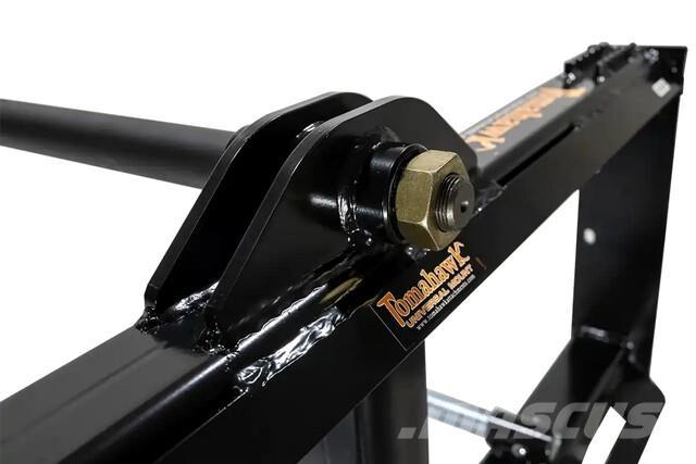 Tomahawk  Costruzioni - Altro