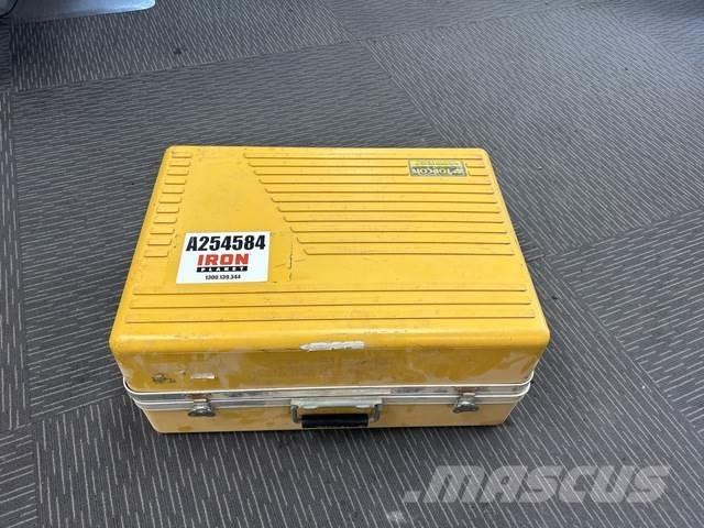 Topcon  Altri componenti