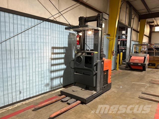 Toyota 7BPUE15 Commissionatore medio livello