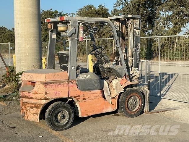 Toyota 7FDU30 Costruzioni - Altro