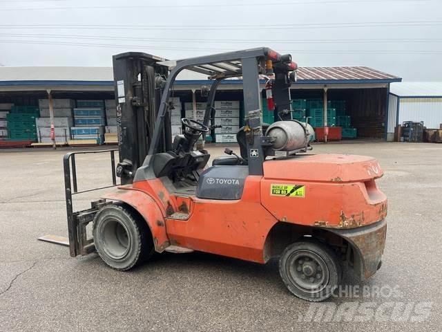 Toyota 7FGU45 Costruzioni - Altro