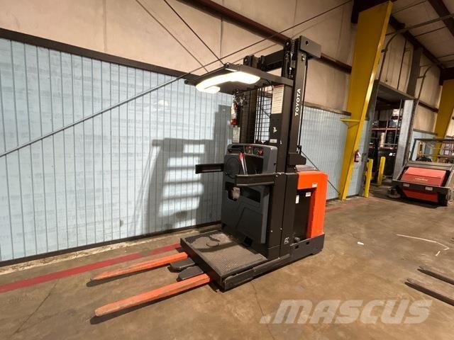 Toyota 8BPUE15 Commissionatore medio livello