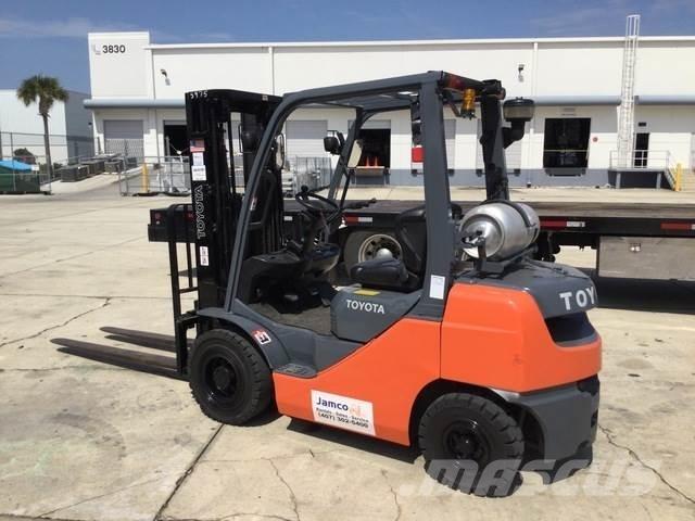 Toyota 8FGU25 Carrelli elevatori-Altro