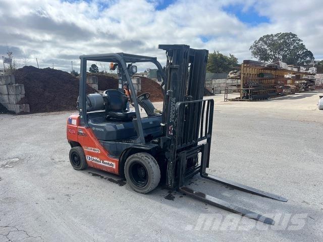 Toyota 8FGU25 Carrelli elevatori-Altro