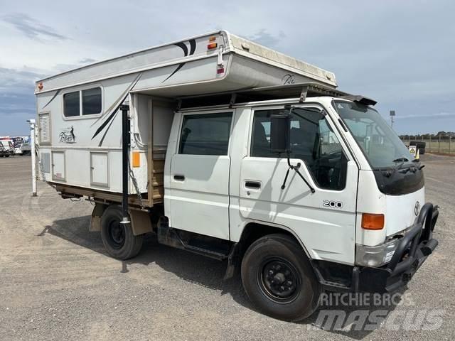 Toyota DYNA Camion con sponde ribaltabili