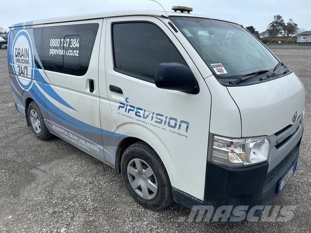 Toyota HiAce Furgone chiuso