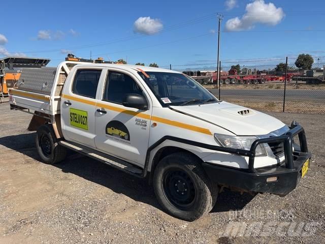 Toyota HiLux Pick up/Fiancata ribaltabile