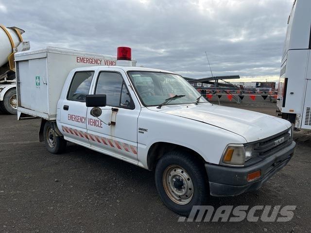 Toyota Hilux Pick up/Fiancata ribaltabile