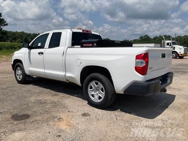 Toyota Tundra Furgoni altro