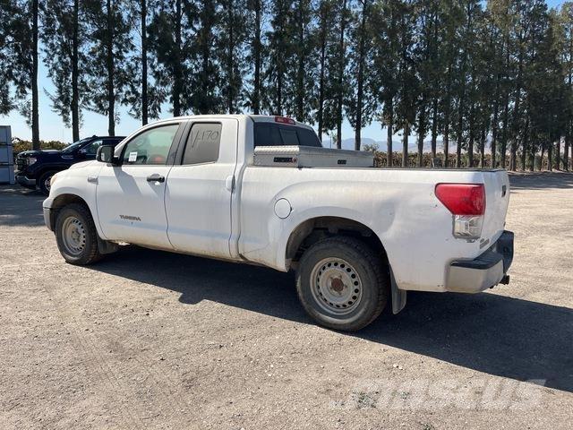 Toyota Tundra Furgoni altro