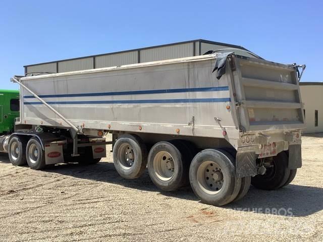 Travis S102 Rimorchi ribaltabili