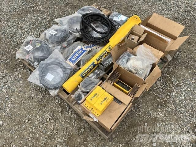 Trimble CB450 Altri componenti