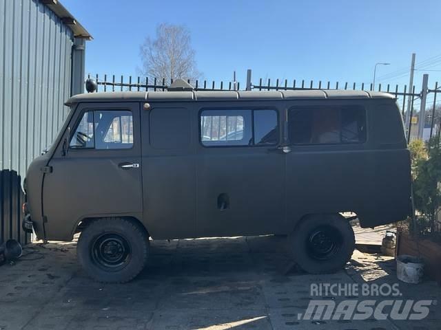 UAZ 452A3 Furgone chiuso