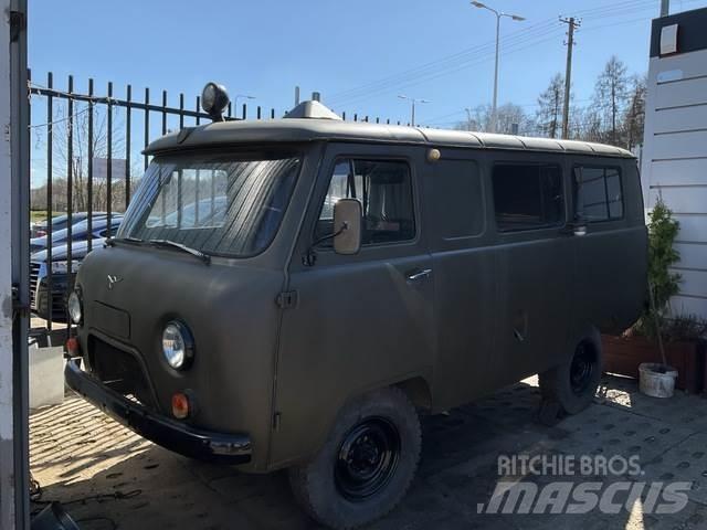  UAZ 452A3 Furgone chiuso