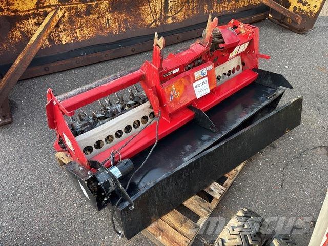 Ventrac EA600 Aeratori e scoticatori terreno