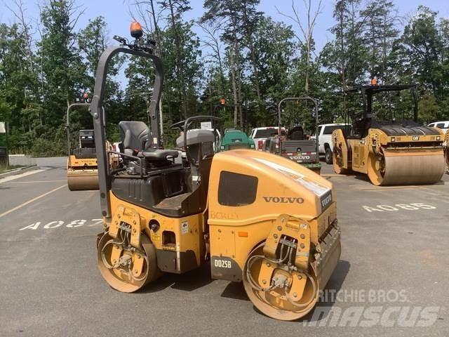 Volvo DD25B Rulli a doppio tamburo