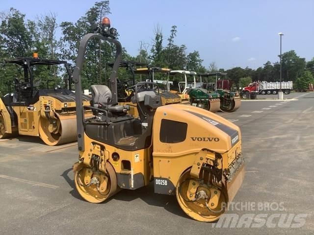 Volvo DD25B Rulli a doppio tamburo