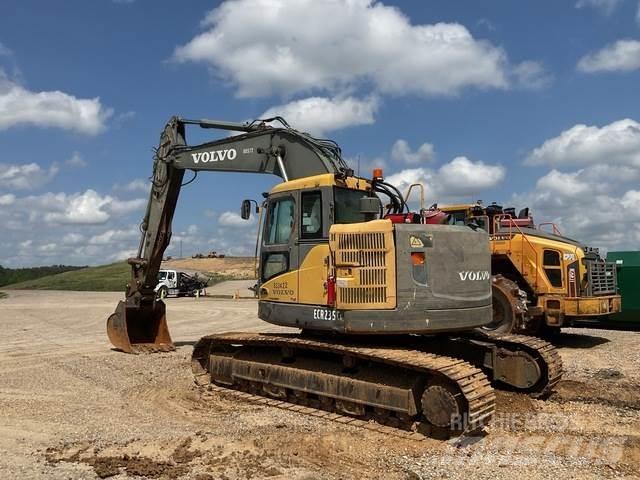 Volvo ECR235CL Escavatori cingolati