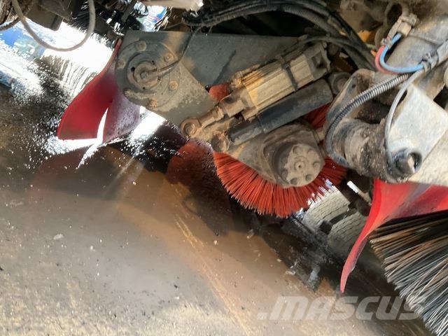 Volvo FH460 Autocarro spazzatrice