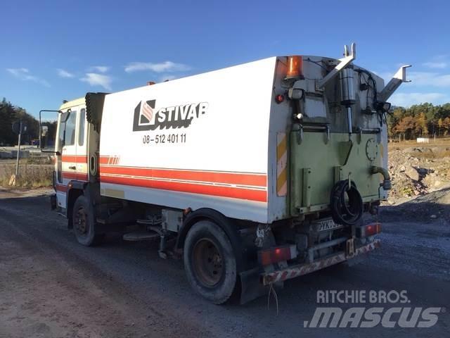 Volvo FL611 Autocarro spazzatrice