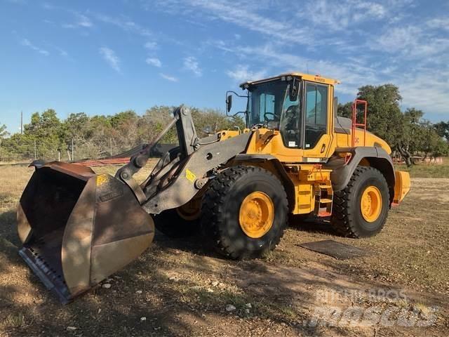 Volvo L120H Pale gommate