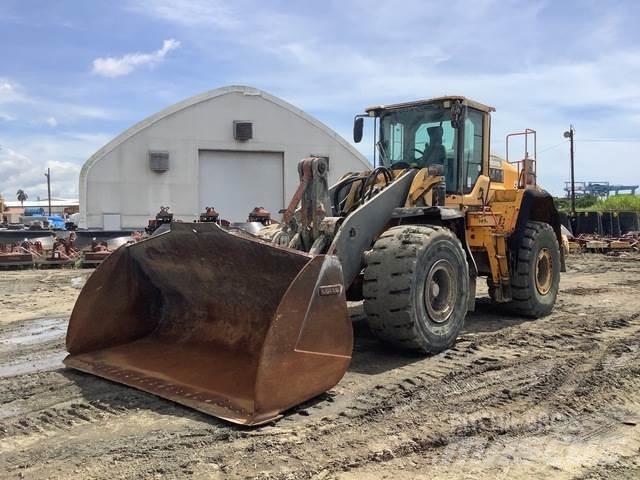 Volvo L150H Pale gommate